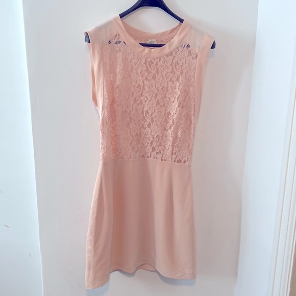 Aritzia Wilfred silk light blush pink lace dress size 6 - Picture 7 of 8